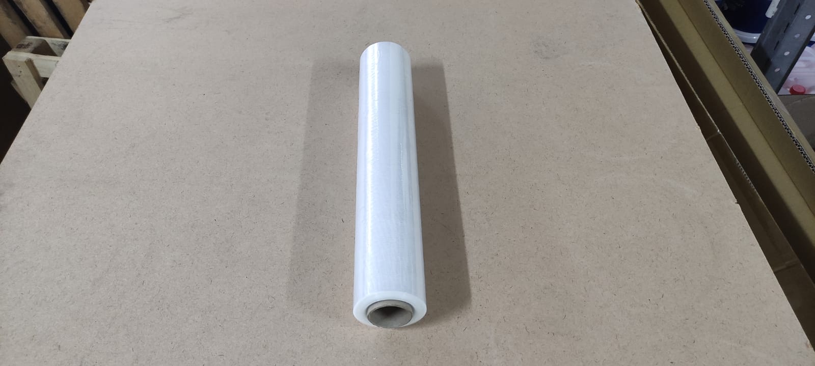 Стрейч пленка ручная для упаковки 20 мкм 500 мм х 266 м								