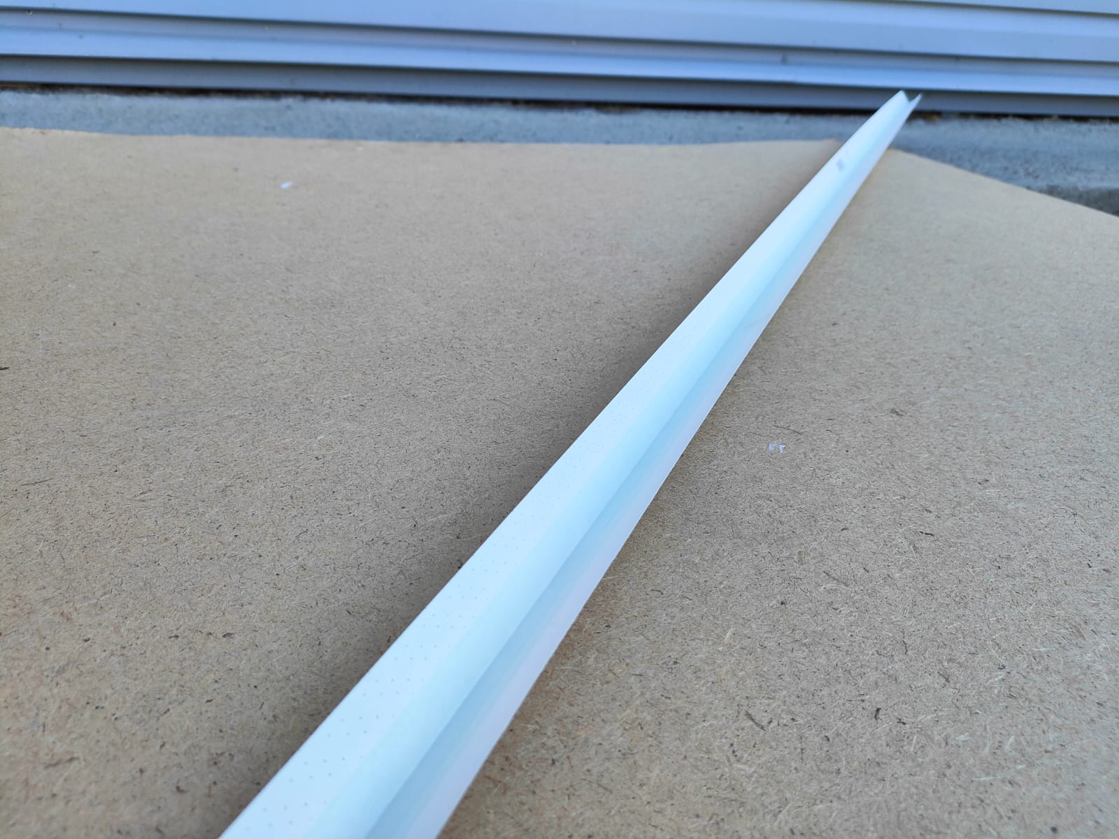 Металлизированный уголок sheetrock (Шитрок) на бумажной основе для внутренних углов 3,05 м								