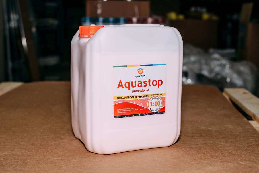 Грунт влагоизолятор (грунтовка) Eskaro Aquastop Professional 10 л концентрат 1:10