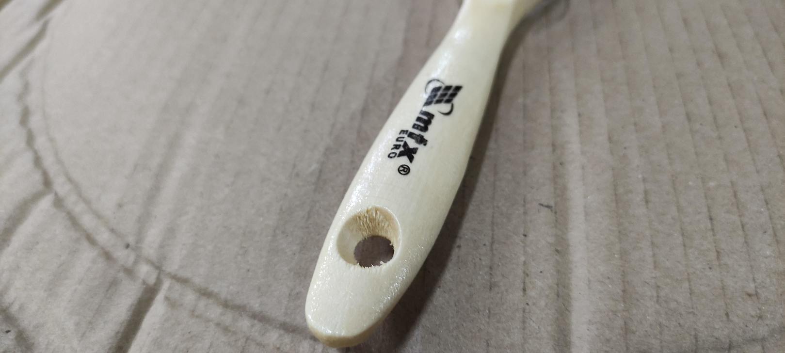 Кисть плоская Евро 1 25 мм натуральная щетина деревянная ручка MATRIX
