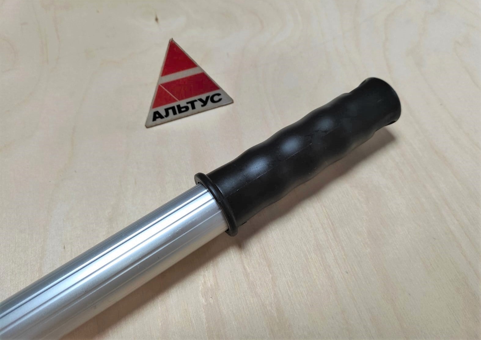 Ручка телескопическая 200 см Color Expert, аллюминий с фиксатором (84920027)								