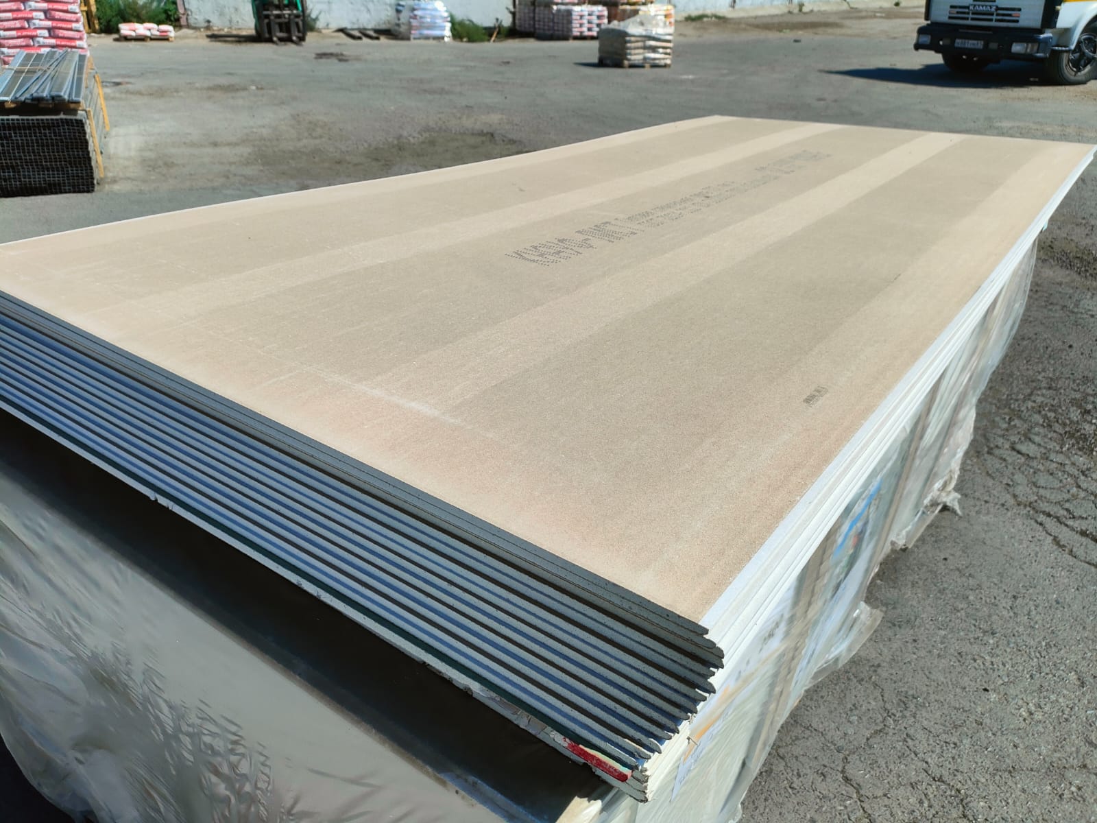 Гипсокартон (ГКЛ) КНАУФ лист стандартный 2500 x 1200 x 9,5 мм