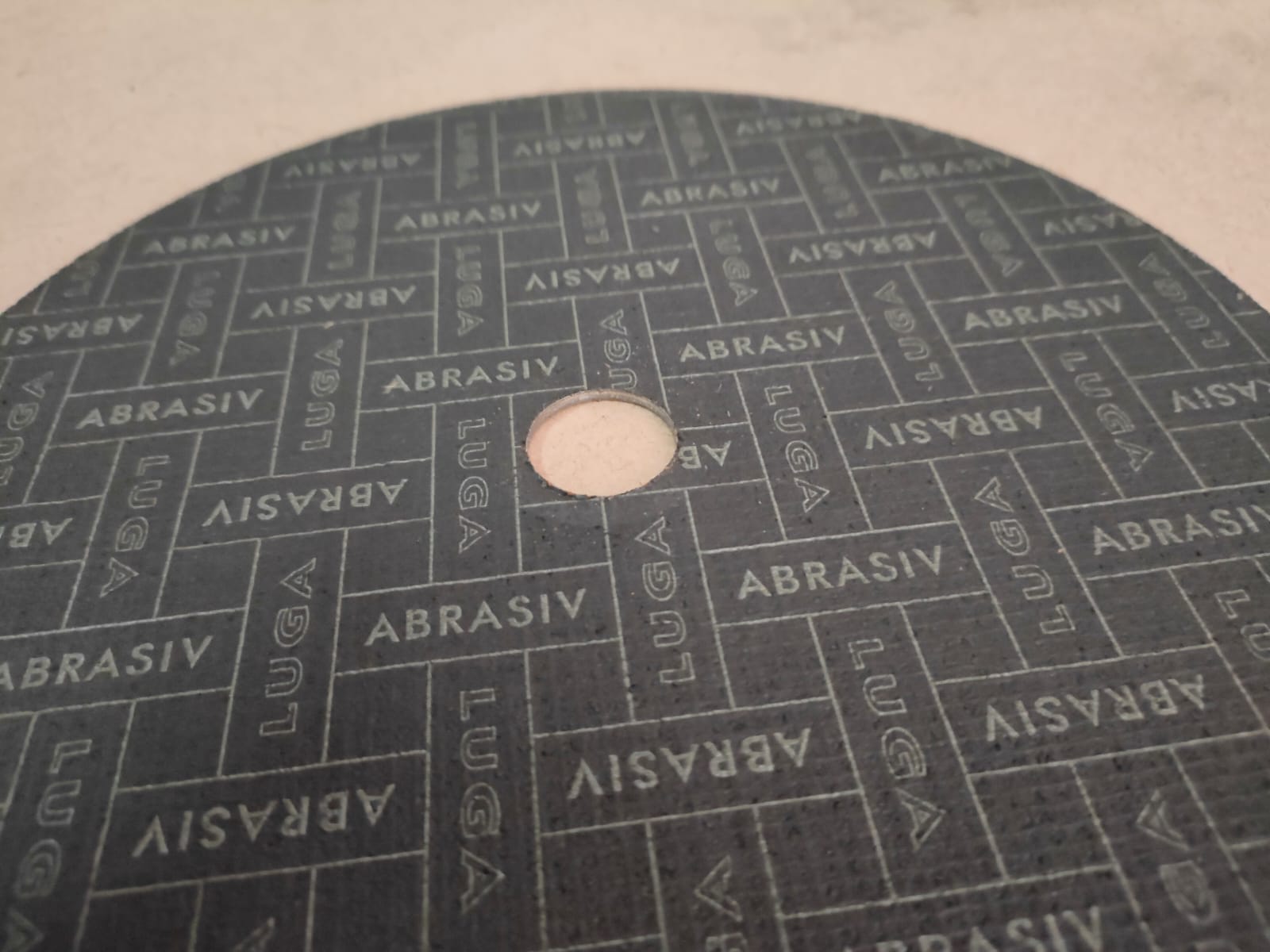 Круг (диск) отрезной по металлу для болгарки (УШМ) 230 х 2,5 х 22 мм ЛУГА / LUGA (1 шт)