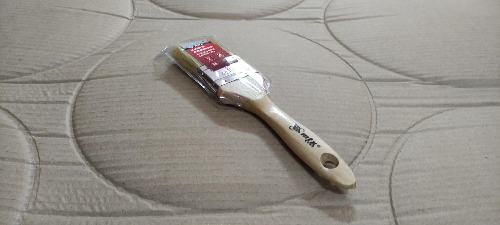Кисть плоская Евро 2 50 мм натуральная щетина деревянная ручка MATRIX