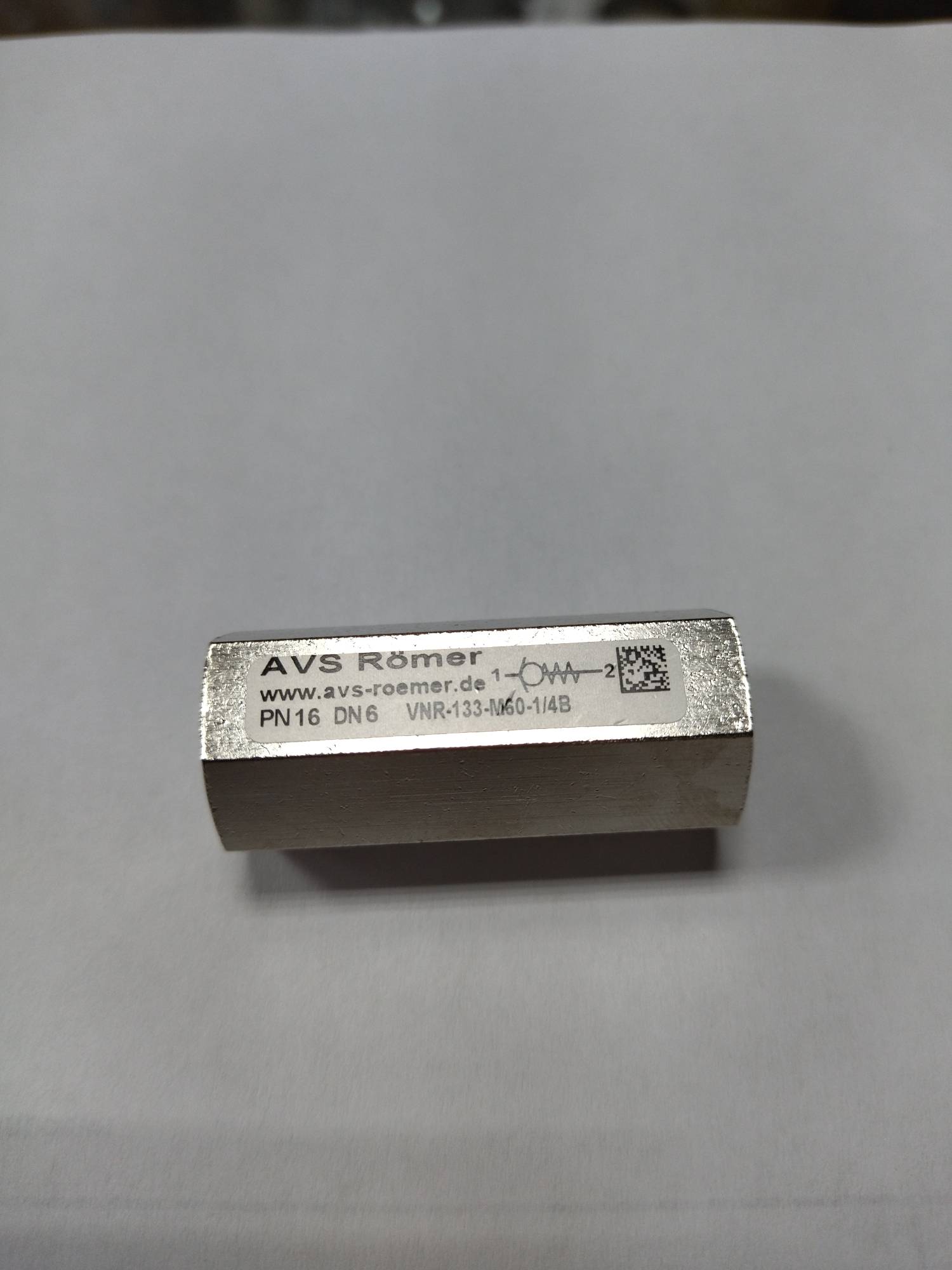 Клапан двойной обратный 1/4" внут.резьба								